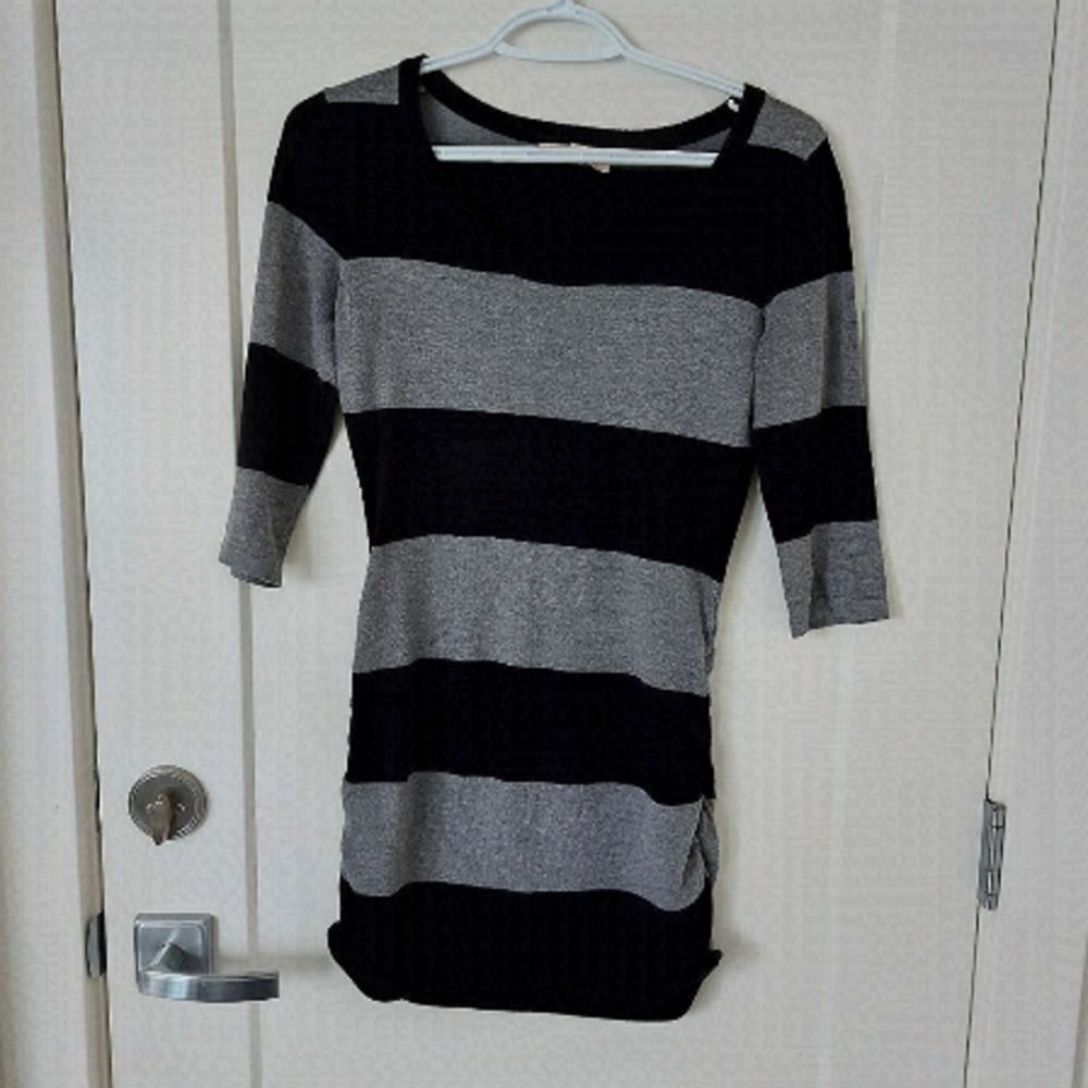 PINK REPUBLIC SWEATER 